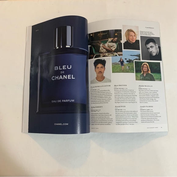 Vanity Fair Phoebe Waller-Bridge “Has Date Destiny” Issue July/Aug 2023 Magazine - Picture 10 of 11